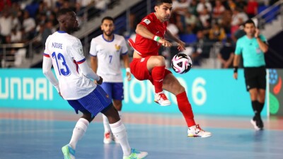 Скандал на ЧМ-2024 по футзалу: сборные Франции и Ирана подозреваются в "договорняке"
