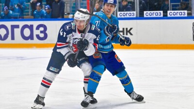 Видеообзор матча чемпионата КХЛ с десятью заброшенными шайбами в ворота "Барыса" 