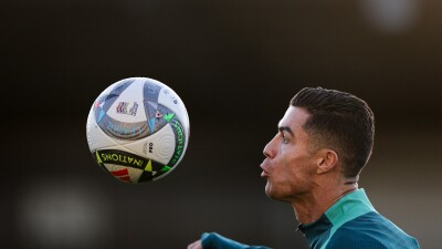 Роналду выпустил коллекцию дорогих часов