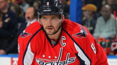 Овечкин сократил отставание от Гретцки до 40 голов