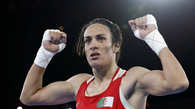 Провалившая гендерный тест Хелиф перейдёт в профессиональный бокс