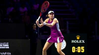 Елена Рыбакина с поражения стартовала на Итоговом чемпионате WTA