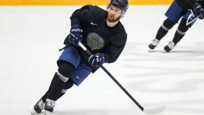 Чемпионат Азии по хоккею в Алматы: Назван капитан команды Казахстана