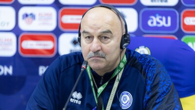 Черчесов ответил на вопрос о возможном матче сборной Казахстана с Россией