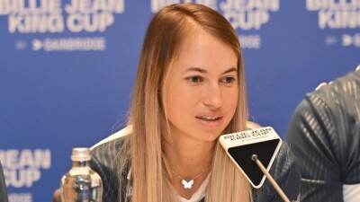 Юлия Путинцева: "Я рада, что смогла справиться и выиграть в двух сетах"