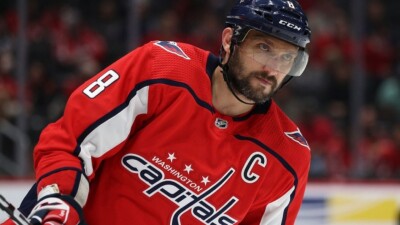 Александр Овечкин пропустит рекордное количество матчей в карьере НХЛ из-за перелома ноги