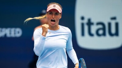 "Трофеи Северной Пальмиры": Бублик и Путинцева принесли очки своей команде