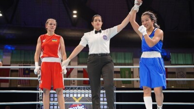 Казахстанка Улжан Сарсенбек с победы стартовала на чемпионате Азии по боксу