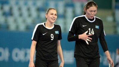 Казахстан обыграл Китай на старте чемпионата Азии по гандболу среди женщин