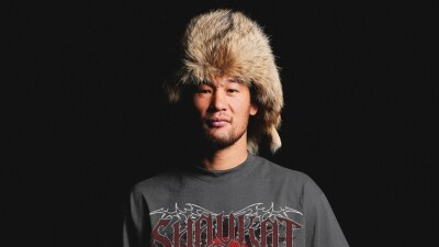 Опубликованы судейские записки боя Шавката Рахмонова против Иэна Гэрри