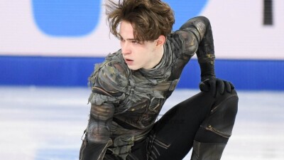 Казахстанский фигурист Михаил Шайдоров стал пятым в финале Гран-при