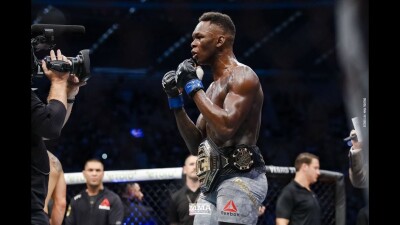 Исраэль Адесанья возглавит турнир UFC в Саудовской Аравии. Назван его соперник