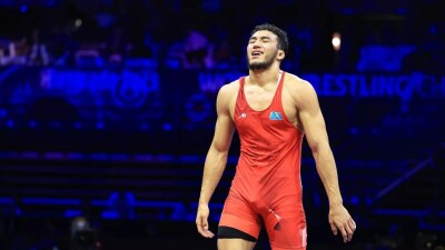 Ризабек Айтмухан проиграл в полуфинале международного турнира по вольной борьбе в Таразе
