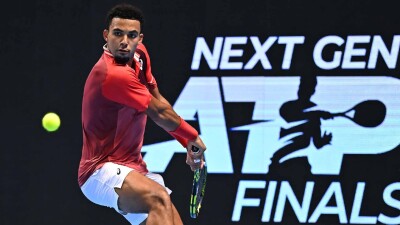 Определились полуфинальные пары на молодёжном Итоговом турнире ATP. Результаты и видеообзор матчей за 20 декабря