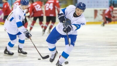 Видеообзор матча Казахстан – Словакия на молодёжном чемпионате мира по хоккею 