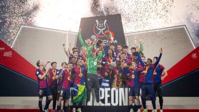 "Барселона" разгромила "Реал" и выиграла первый трофей под руководством Флика