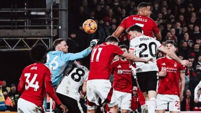 Результаты 21 тура АПЛ: "Манчестер Сити" и "Ливерпуль" упустили победу в своих матчах английской Премьер-лиги