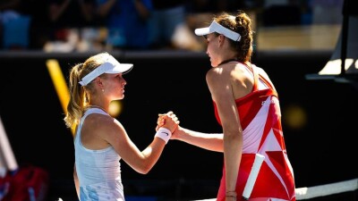 Видеообзор победных матчей Рыбакиной на Australian Open-2025