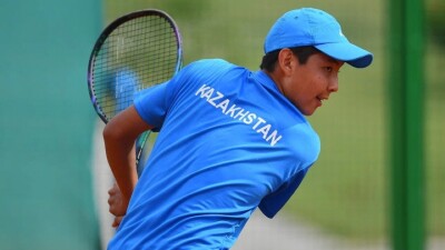 Казахстанский теннисист сыграл на Australian Open среди юниоров