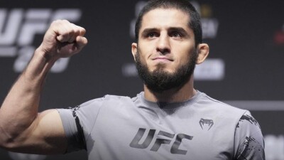 Махачев назвал соперника в лёгком весе UFC, который ему интересен
