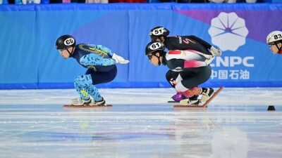 Азиада-2025: казахстанцы вышли в четвертьфинал шорт-трека