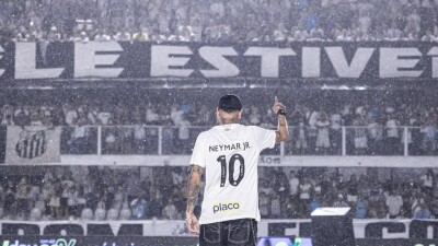 Неймар впервые спустя 12 лет вышел в стартовом составе на матч "Сантоса"