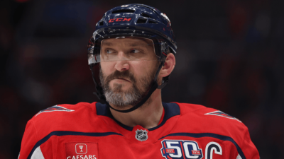 Три передачи Овечкина не помогли "Вашингтону" обыграть "Юту" в чемпионате НХЛ