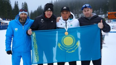 Историческая медаль: казахстанец стал чемпионом мира по парабиатлону