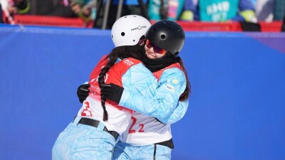  Азиада-2025: казахстанки Аяна Жолдас и Ардана Маханова завоевали "бронзу" в фристайл-акробатике