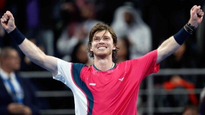 Андрей Рублёв стал чемпионом турнира ATP-500 в Дохе, обыграв Джека Дрейпера