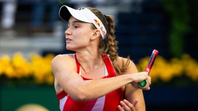 Елена Рыбакина заменила Арину Соболенко на выставочном турнире в Индиан-Уэллсе