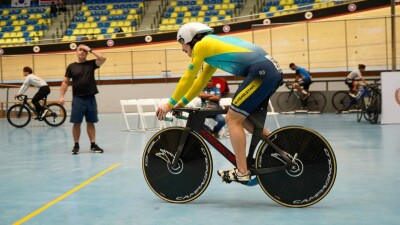 Велотрек: казахстанские спортсмены завоевали две медали на чемпионате Азии