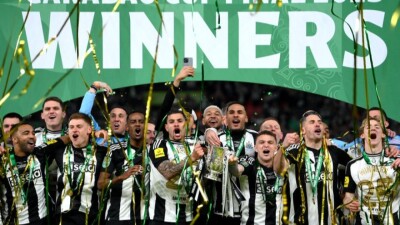 "Ньюкасл" стал обладателем Кубка лиги, сенсационно обыграв в финале "Ливерпуль"