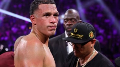 Бенавидес отреагировал на решение Бивола не защищать титул WBC против него