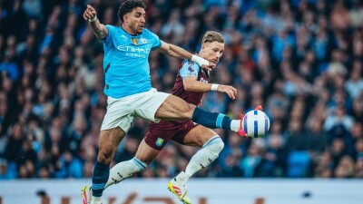 34 тур АПЛ: "Манчестер Сити" забил на последних минутах и вырвал победу в матче с "Астон Виллой"
