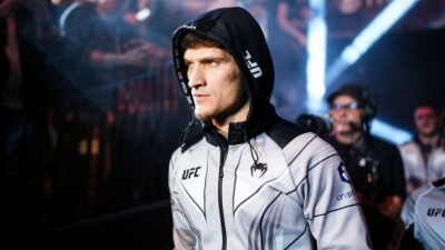 Евлоев заявил, что готов подраться с Волкановски в Австралии