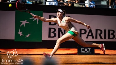 Видеообзор матча Елены Рыбакиной в третьем круге турнира в Риме 