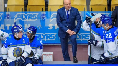 "Ребятам не хватило свежести": главный тренер сборной Казахстана подвёл итоги матча против Германии 