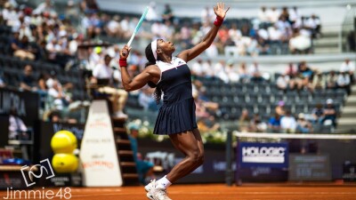 Сенсационное поражение Соболенко и победа Гауфф: результаты и видеообзор матчей 1/4 финала на турнире в Риме 