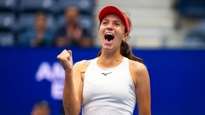Казахстанско-российский дуэт проиграли в финале турнира WTA-500 в Лондоне в парном разряде