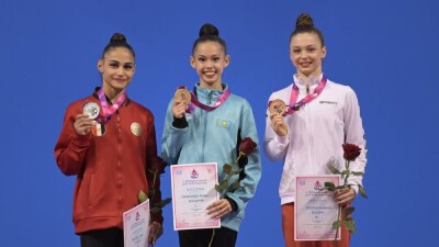 Казахстанская гимнастка завоевала два "золота" на чемпионате мира 
