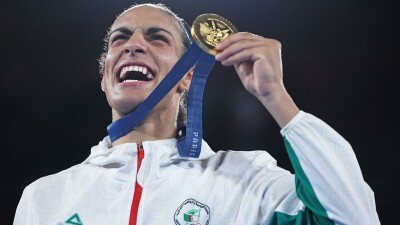 Глава IBA призвал Иман Хелиф вернуть золотую медаль ОИ-2024