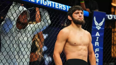 В Махачкале расстреляли Тимура Хизриева: кто и почему открыл огонь по бойцу MMA?  Видео нападения 