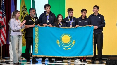 Из Америки с медалями: итоги ЧМ  среди школьных команд 