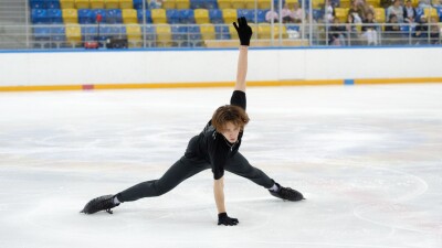 Фигурное катание: серебряный призёр чемпионата мира прибыл в Алматы 