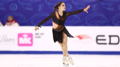 "Посмотрим, но без гарантий и обещаний". Тренер – о приезде казахстанской фигуристки в США