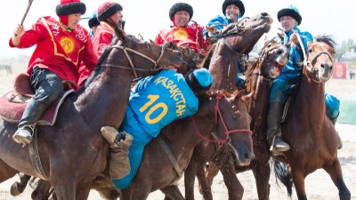 "Судьи нас материли, а милиционеры и спецназ избивали наших игроков". На Всемирных играх кочевников случился грандиозный скандал