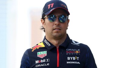 Отец гонщика Формулы–1 попал в больницу в предынфарктном состоянии после аварии сына