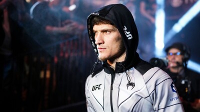 "Напоминает мне Хабиба". Российскому файтеру предрекли титул чемпиона UFC в 2025 году