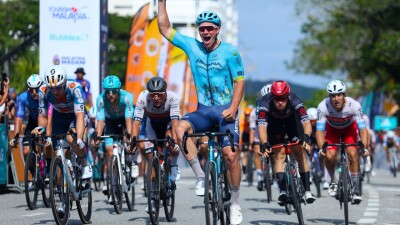 Гонщик "Астаны" прокомментировал победу на первом этапе "Тура Лангкави"